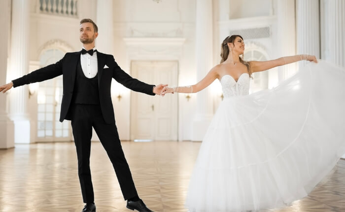 Waltz no. 2 / The Second Waltz / Walc nr. 2 - Dmitri Shostakovich choreografia na pierwszy taniec online